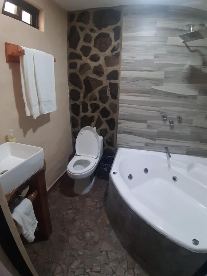 Hotel Spa El Gran Coral By Rotamundos Jocotepec Exterior photo